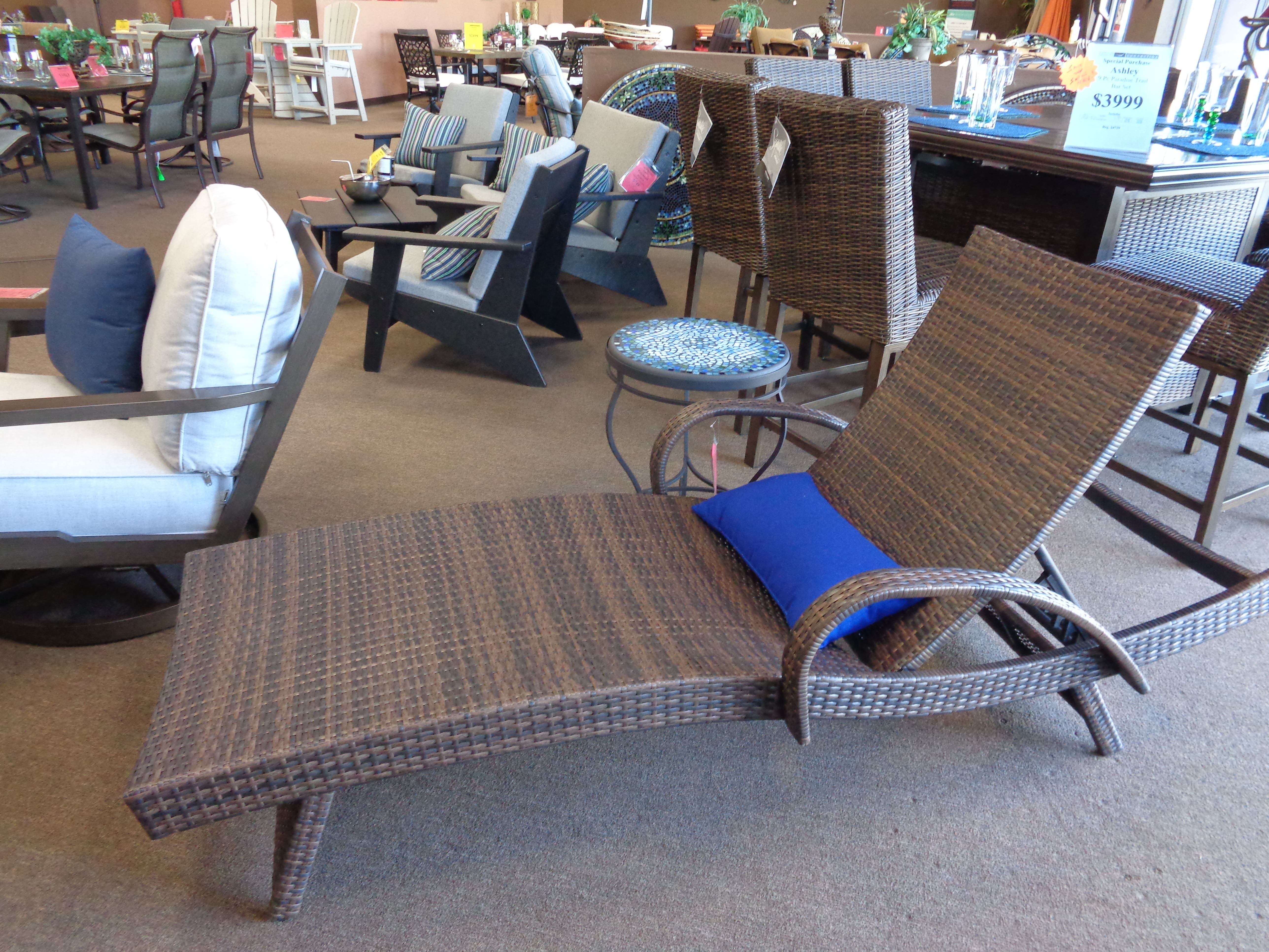 Kantana Chaise Lounger