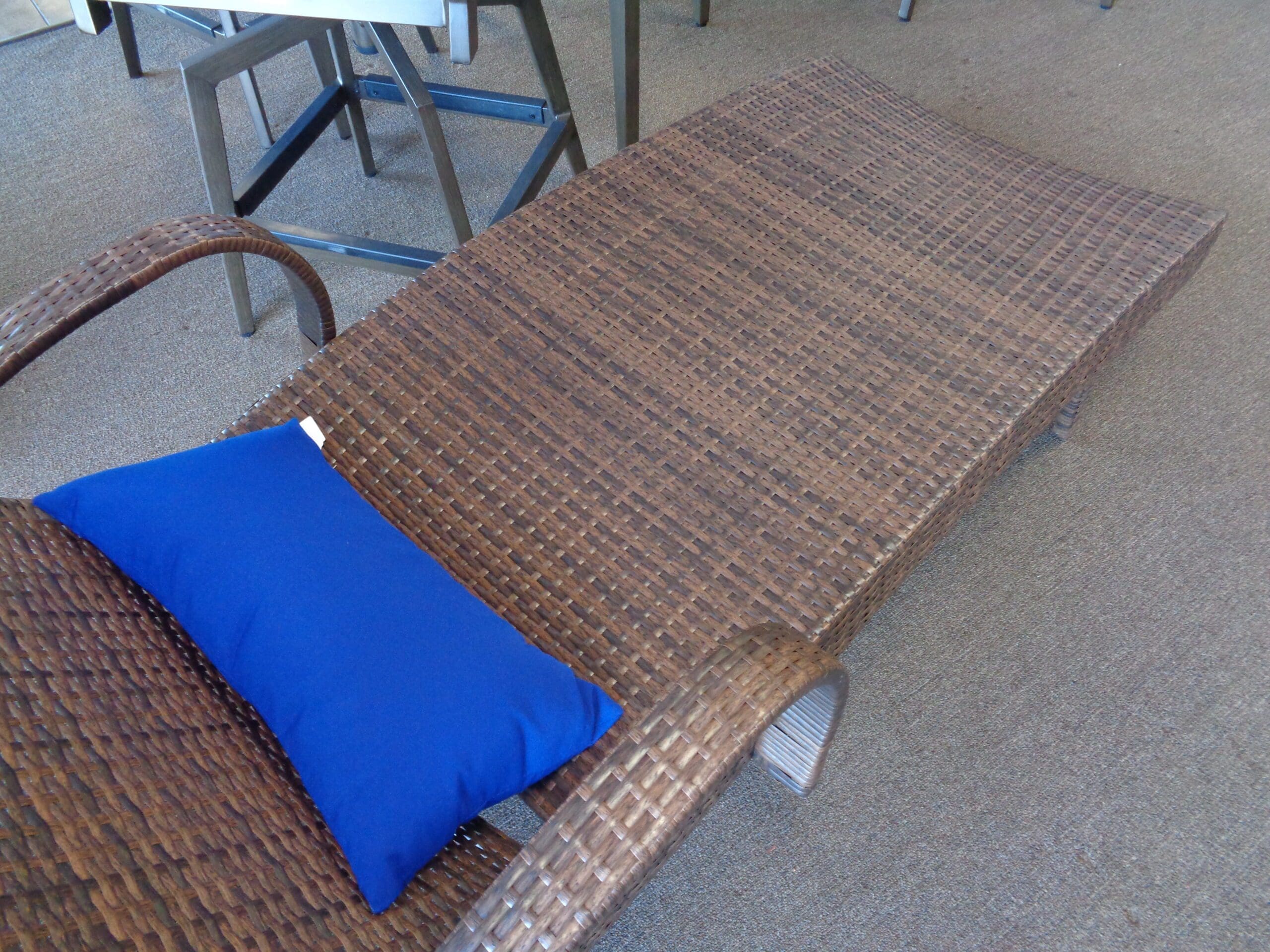 Kantana Chaise Lounger - Image 3