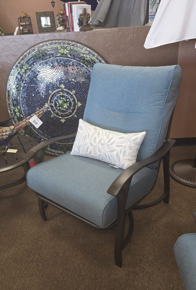 Wyoming Lounge Chair
